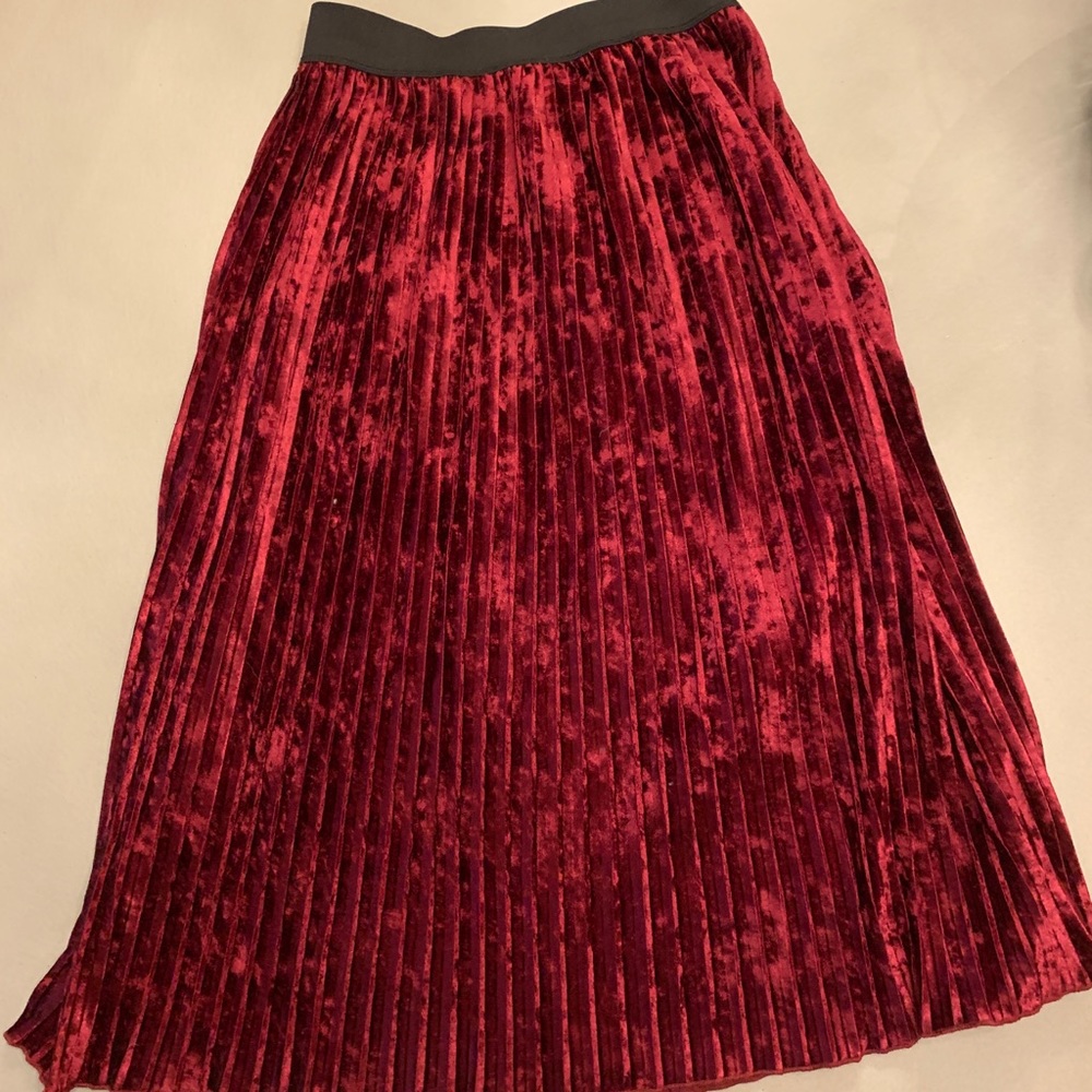Red Velvet Maxi Skirt - Zara